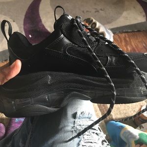 Balenciagas triple a